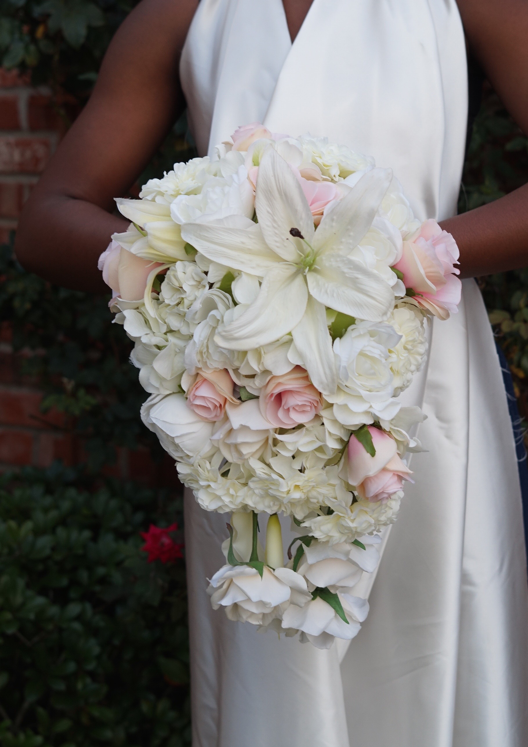 Beautiful Diy Cascading Wedding Bouquet