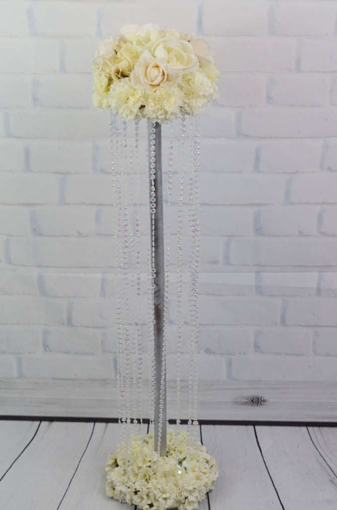 DIY Inexpensive Wedding Aisle Pillars That Look Like a Million Bucks