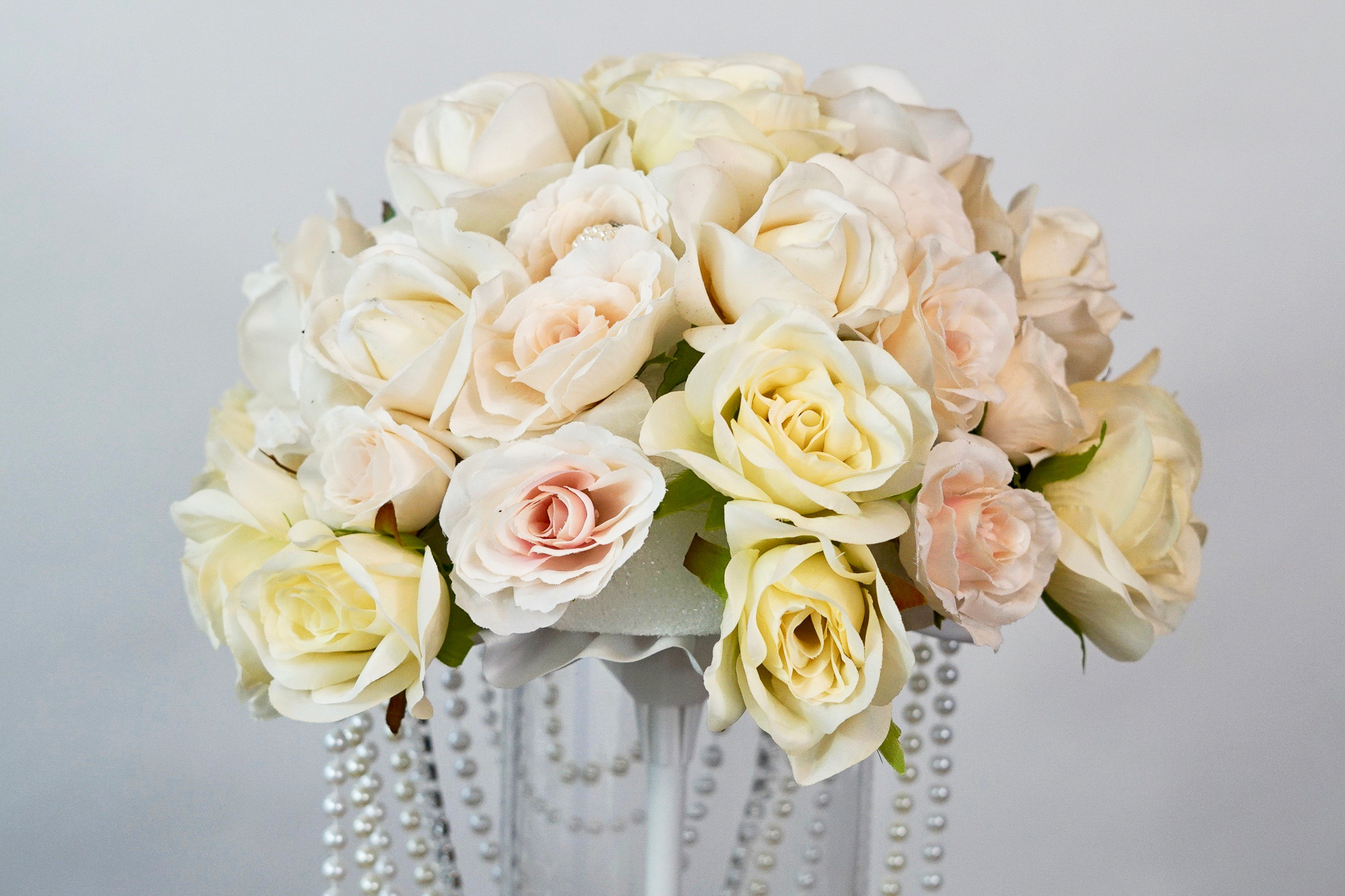 DIY Elegant Brooch and Pearl Cascading Bridal Bouquet