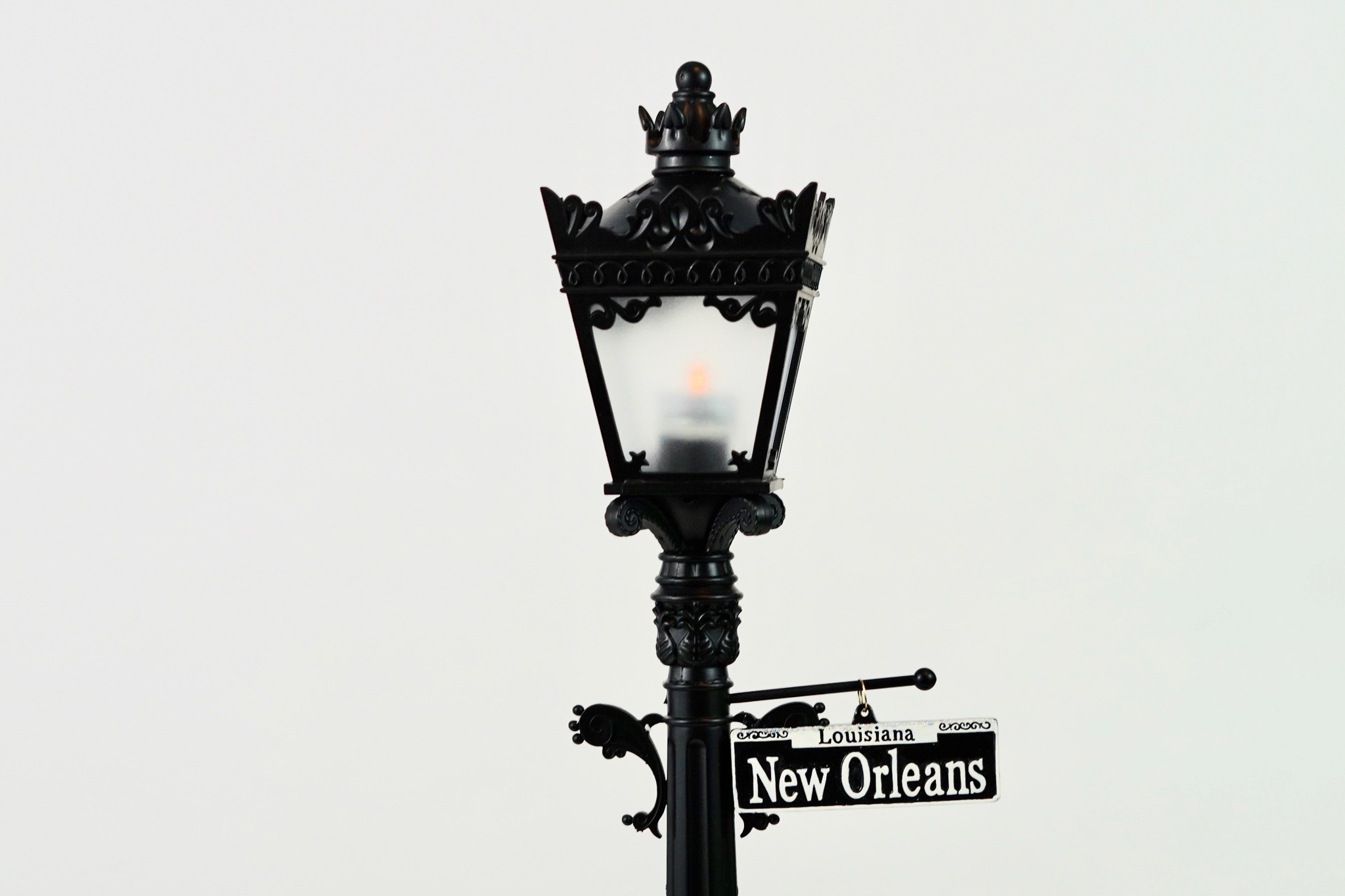 DIY New Orleans Wedding Centerpiece 