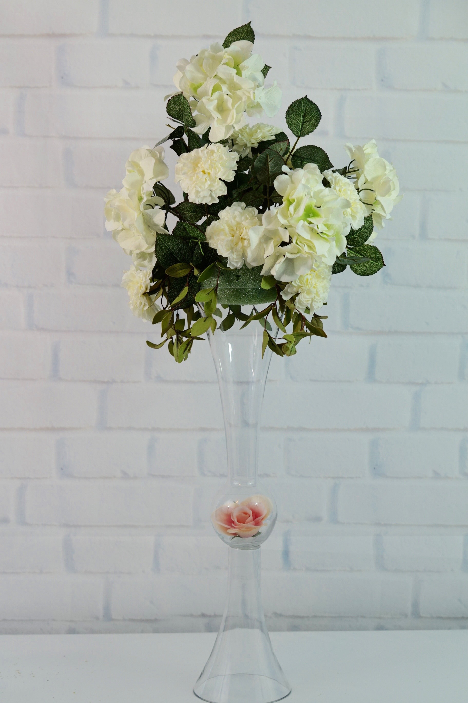 Romantic Wedding Centerpiece