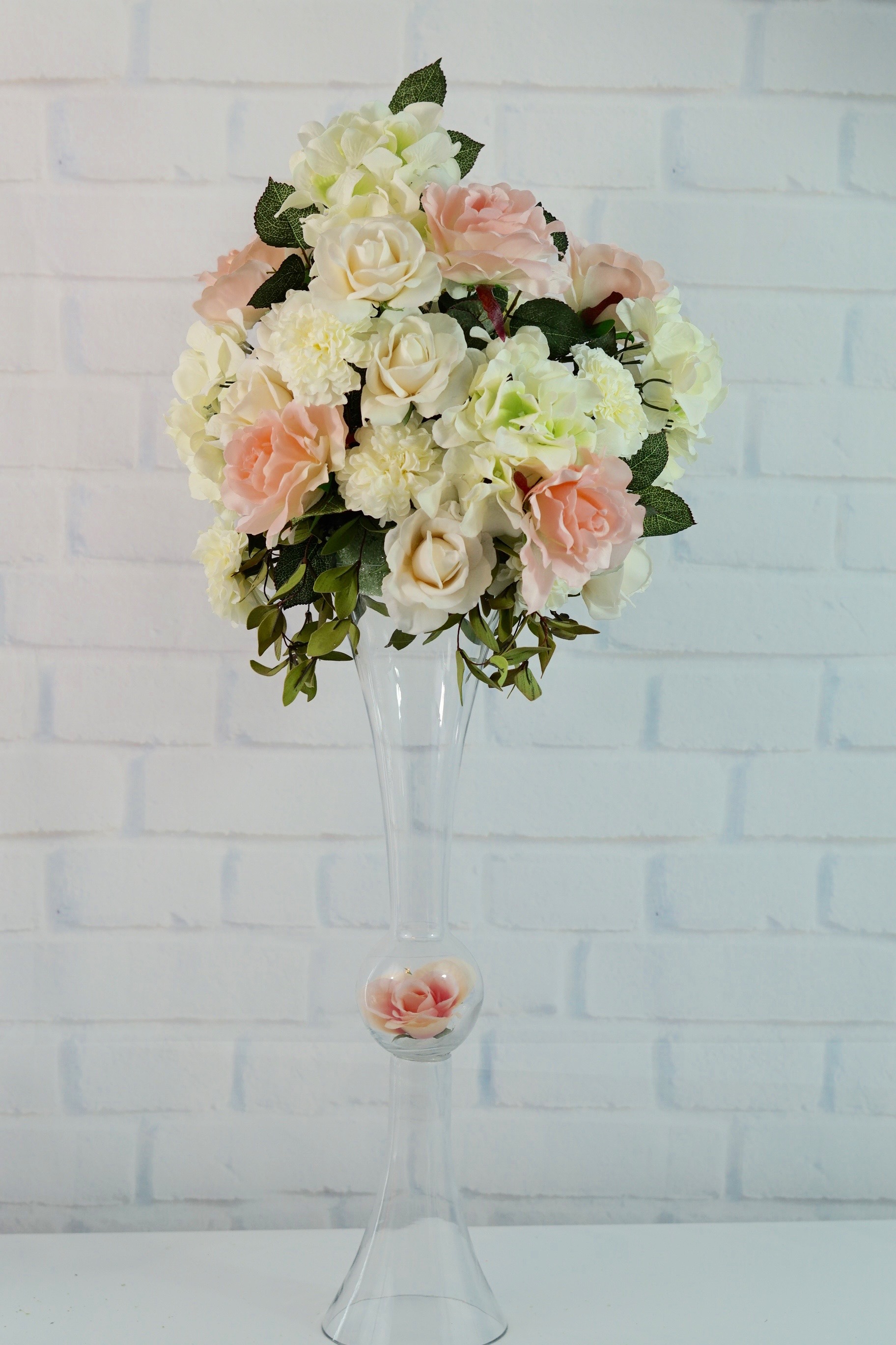 Romantic Wedding Centerpiece