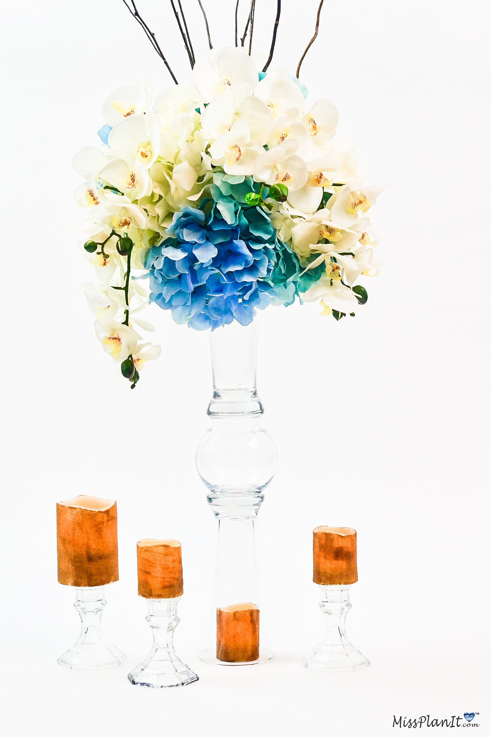 How To Make An Amazingly Stunning Beach Wedding Centerpiece